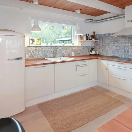 Feriehus Three-bedroom In Blåvand