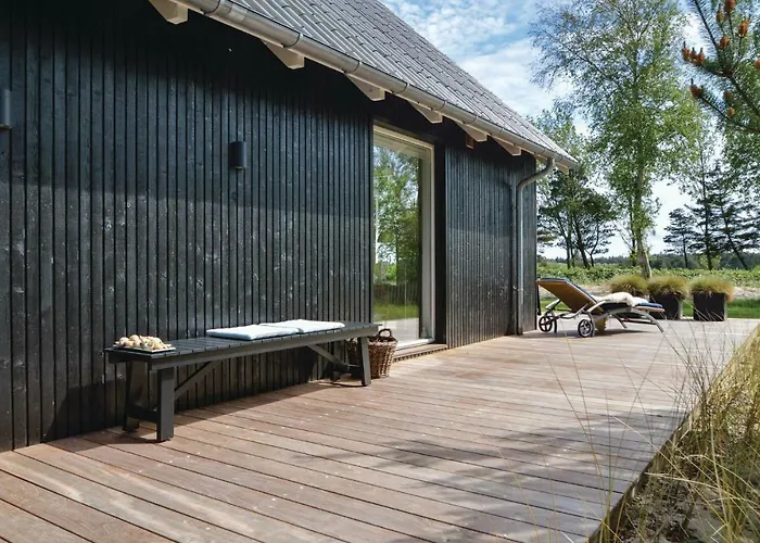 Three-bedroom In Feriehus Blåvand